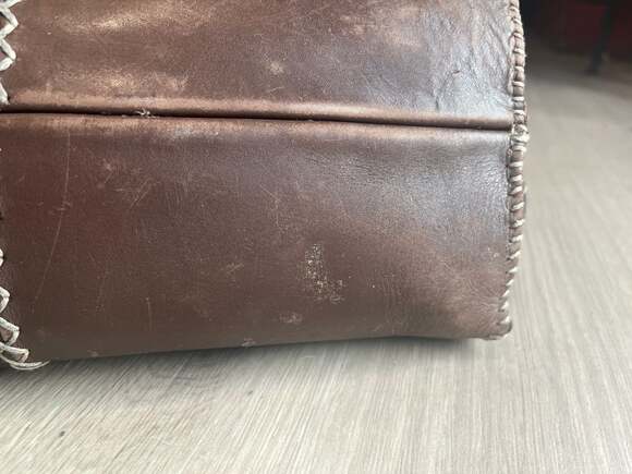 Large Dark Brown Leather Bag for the Weekend. Mix of Patchwork Style Leathers. W - Picture 12 of 16